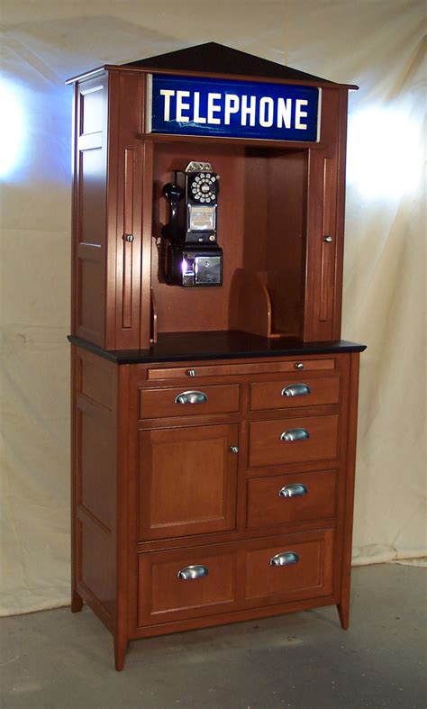 telephone cabinet